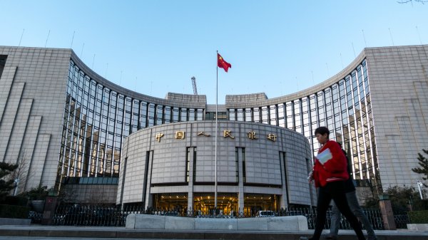 专业网上配资 去哪儿：五一首日热门景区门票预订量同比增三成